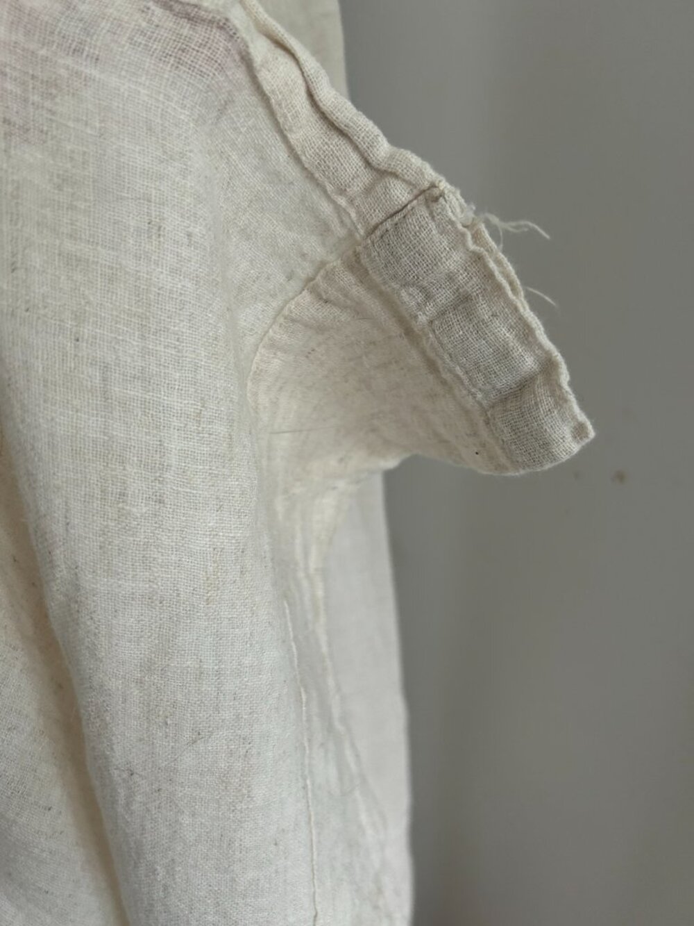 Fieldcrest Oatmeal Linen/Cotton Curtains (2) - Picture 5 of 5